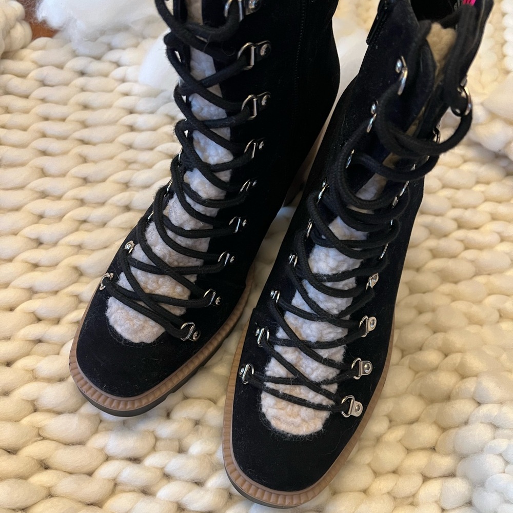 Eliana Sherpa Boot - Picture 4 of 7